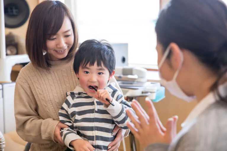 虫歯予防（フッ素塗布・歯磨き指導）