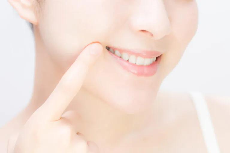歯列矯正で顔が変わるのはなぜ？